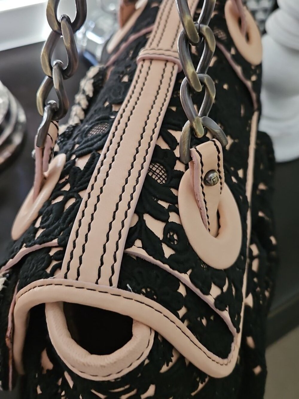 Fendi Vintage Limited Edition B Bag - Picture 3 of 11